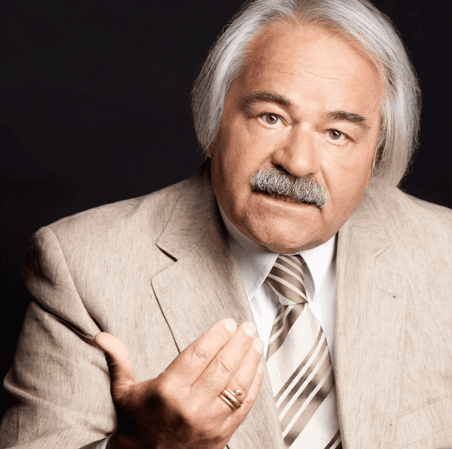 Prof. Dr. Hans-Peter Schwintowski Director of the EWeRK Prof. of Law Humbolt-University Berlin